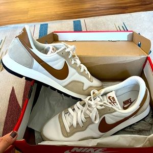 COPY - AIR PEGASUS 83 PREMIUM 'PHANTOM ALE BROWN'